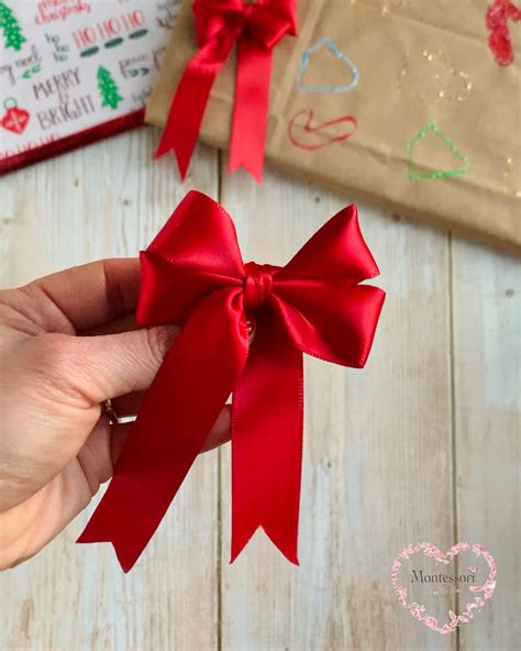 Tying The Perfect Bow For Wedding Invites 